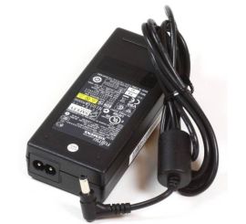 Fujitsu 90W - 2,5 adaptér