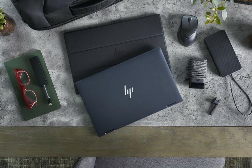 hp laptop rozbitý