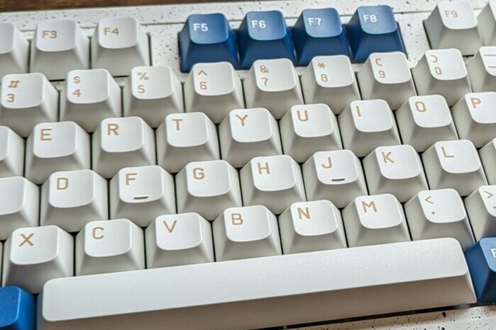 Mechanická klávesnica