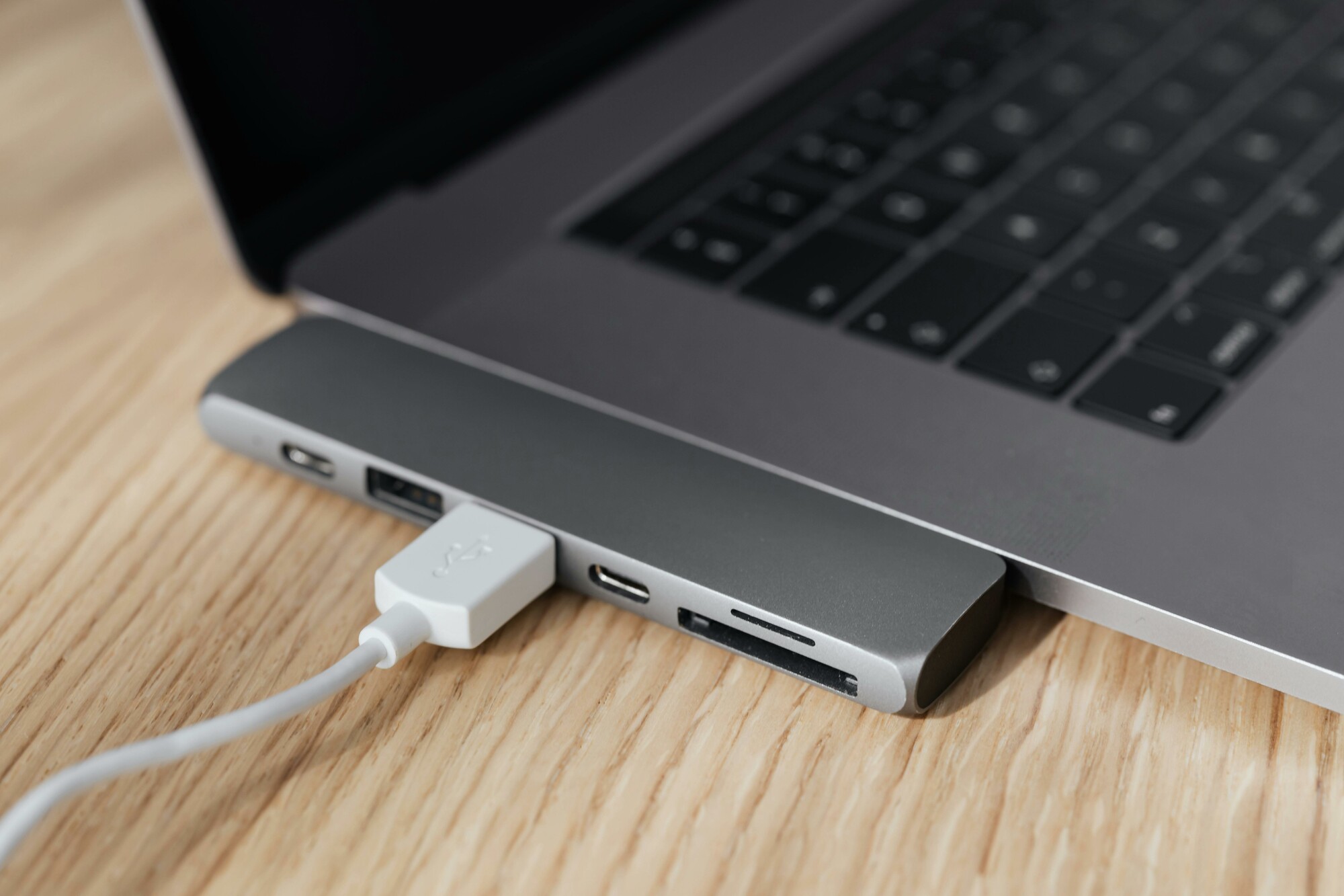 Problemy s káblom USB-C